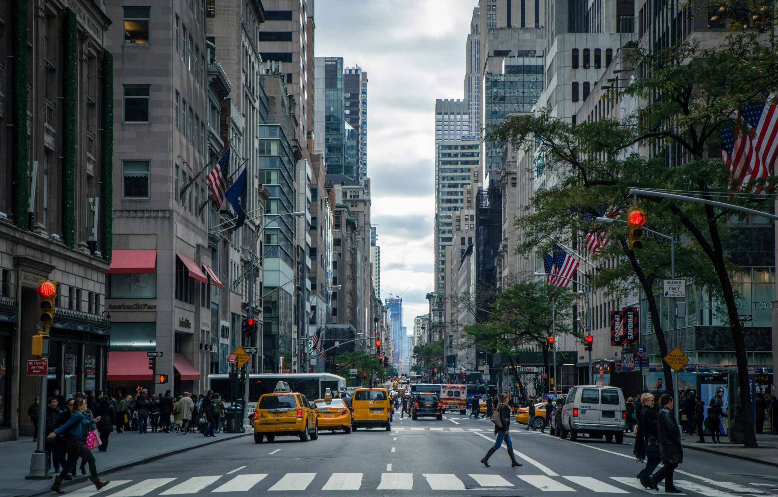 imafe of Wall Street in in New York City