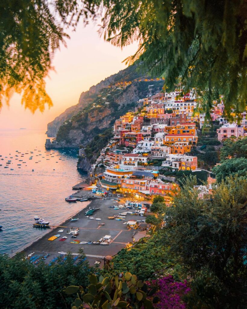Image of an italian coastal town at sunset
