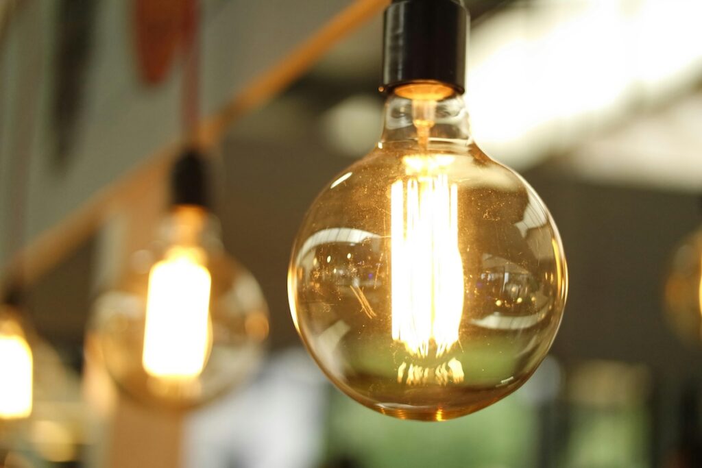 image of energy efficient lightbulbs